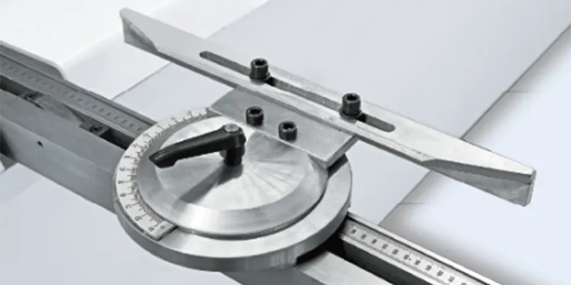 Angle positioning device