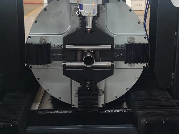 Cutting head